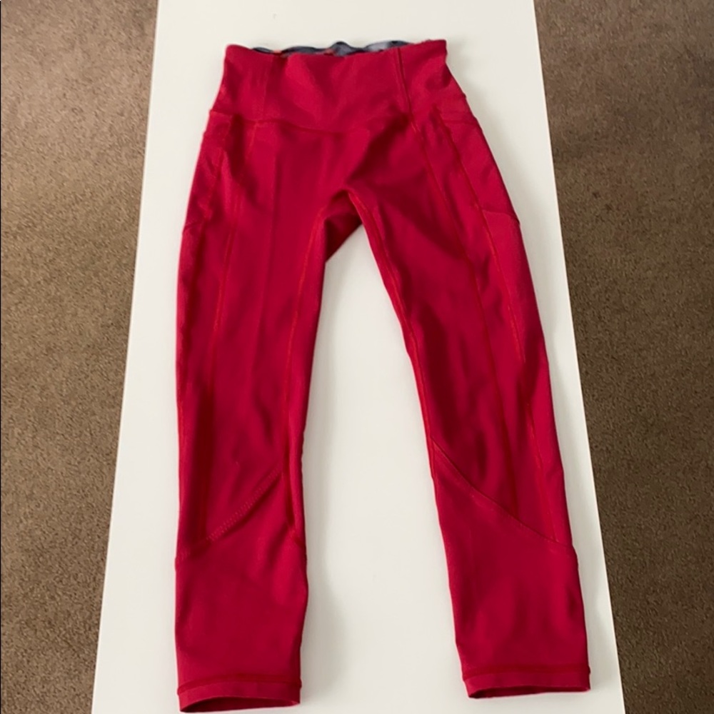 Lululemon all the right places crop
